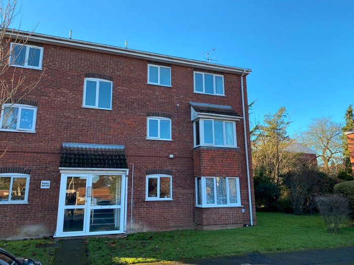 2 Bedroom Flat To Rent In Bexley Court, Reading RG30