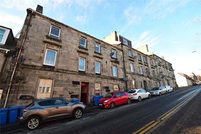 2 Bedroom Flat To Rent In Reid Street, Dunfermline, Fife, KY12