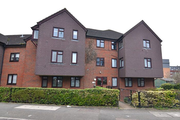 1 Bedroom Flat For Sale In Clarendon Road, Wallington, SM6