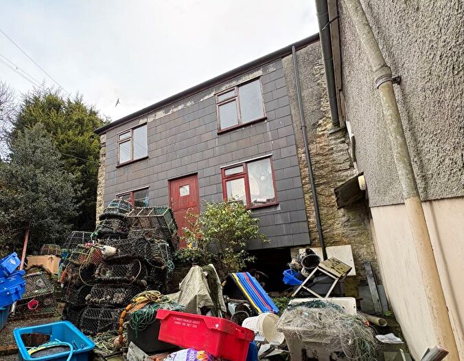 4 Bedroom Semi Detached House For Sale In The Cliff, Mevagissey, St. Austell, Cornwall, PL26