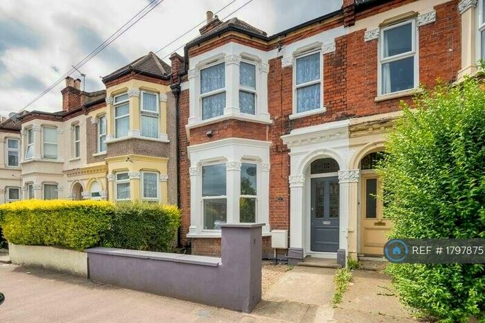 2 Bedroom Flat To Rent In St. Saviours Road, Croydon, CR0