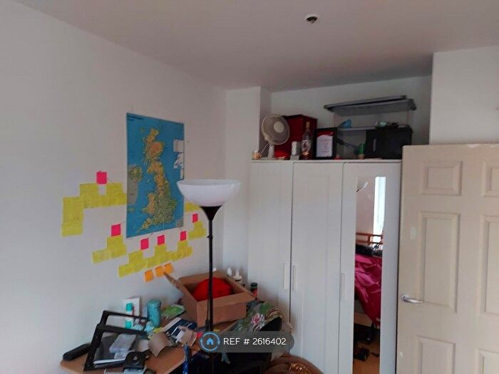 3 Bedroom Flat To Rent In The River Buildings, Leicester, LE3