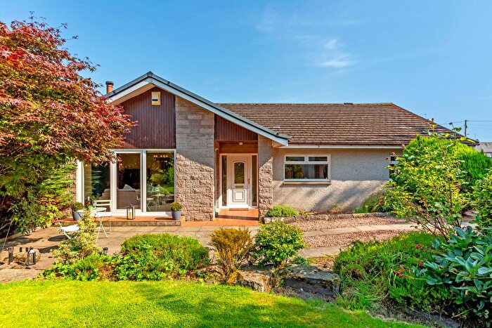 3 Bedroom Detached Bungalow For Sale In Union Place, Coupar Angus, Blairgowrie, PH13