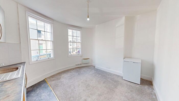 1 Bedroom Studio To Rent In Montpelier Street, City Centre, Brighton, BN1