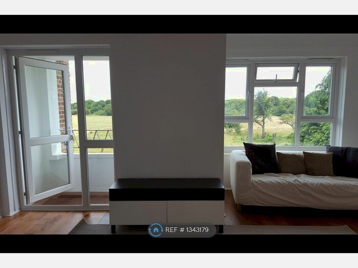 2 Bedroom Flat To Rent In Capel Road, London, E12