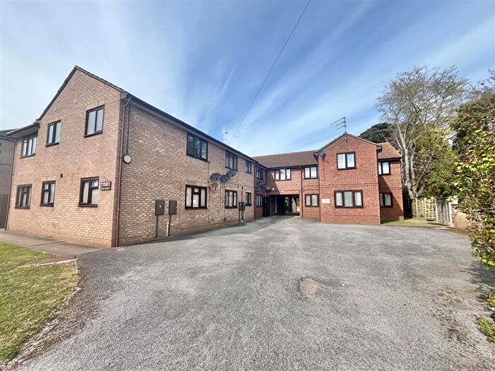 1 Bedroom Flat For Sale In St Margarets Court, Coppins Road, Clacton-On-Sea, CO15