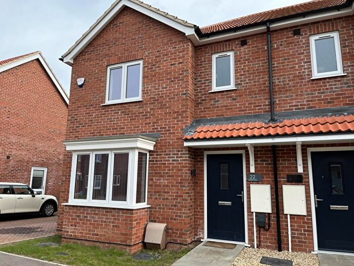 3 Bedroom Semi Detached House To Rent In Buddleia Drive, Louth, LN11