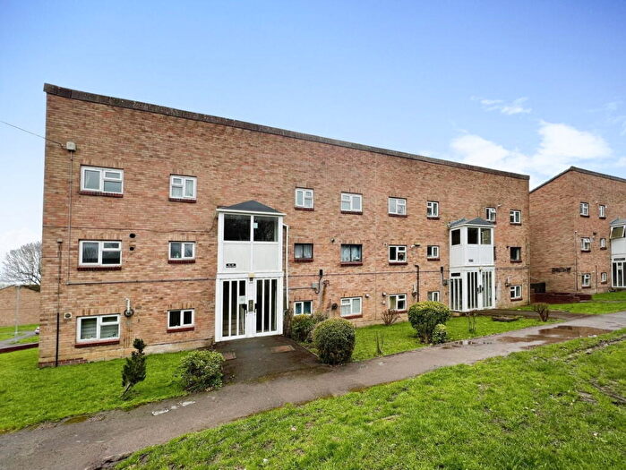 1 Bedroom Flat For Sale In Beaulieu Close, Toothill, Swindon, SN5