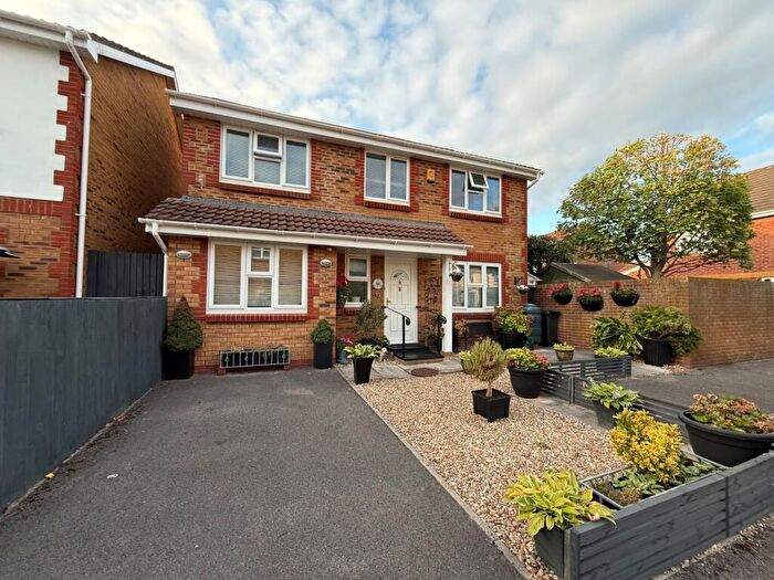 4 Bedroom Detached House For Sale In Briar Mead, Yatton, North Somerset, BS49