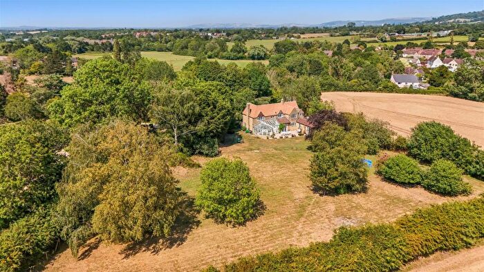 5 Bedroom Detached House For Sale In Cirencester Road, Brockworth, Gloucester, GL3