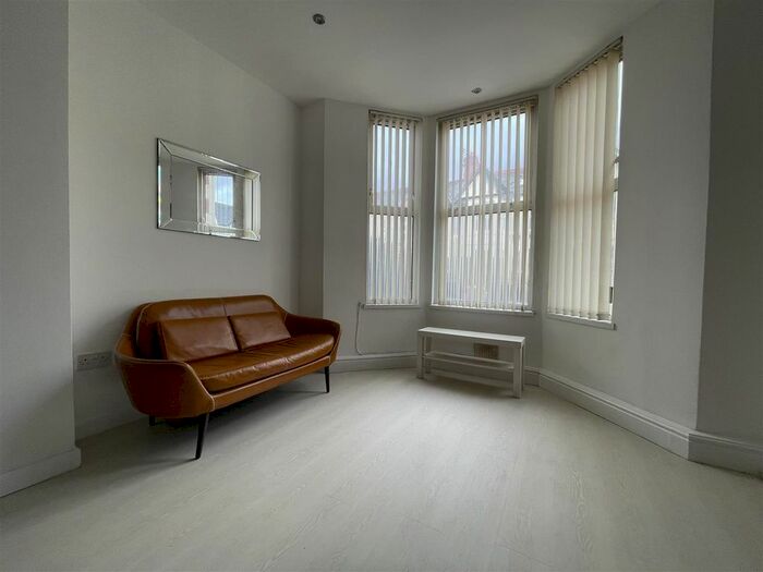 1 Bedroom Flat To Rent In Roath Court Place, Roath, Cardiff, CF24