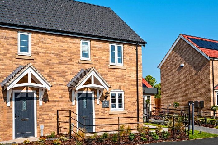 3 Bedroom End Of Terrace House For Sale In Curlew Road, Boston, PE21