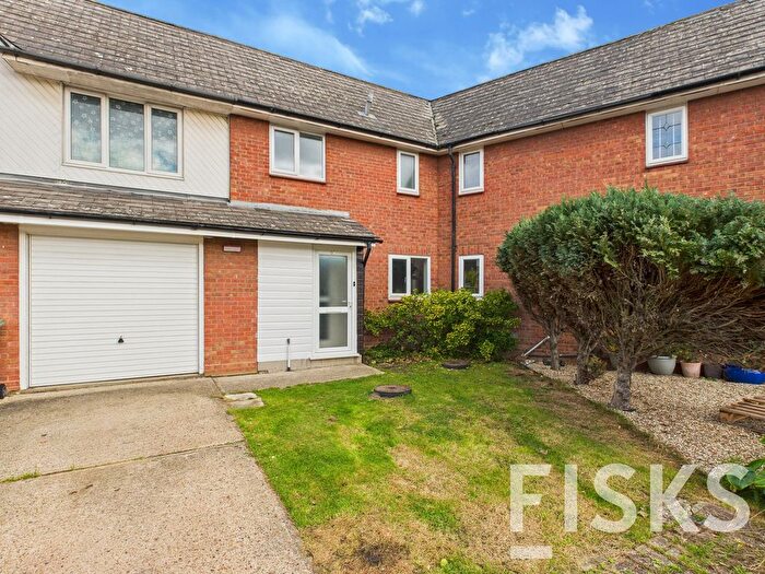 2 Bedroom Terraced House For Sale In Camelot Gardens, Basildon, SS13