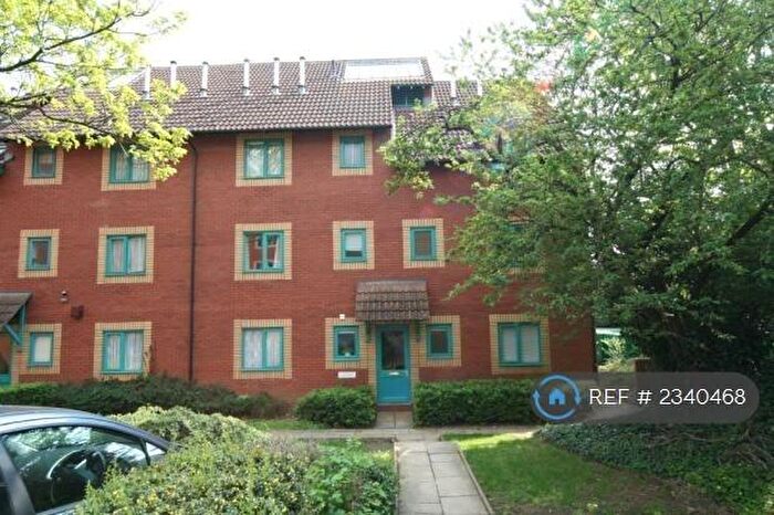 1 Bedroom Flat To Rent In Badgers Walk, Bristol, BS4