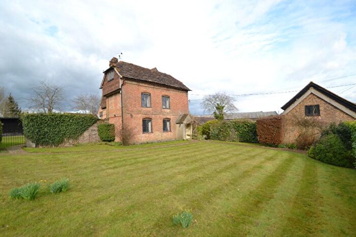5 Bedroom Farm House To Rent In Church Lane, RH5