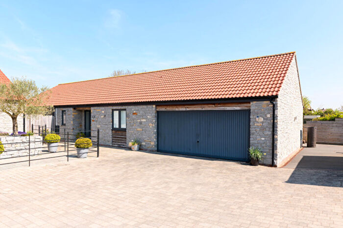 3 Bedroom Detached House For Sale In Highfields Close, Walton, BA16