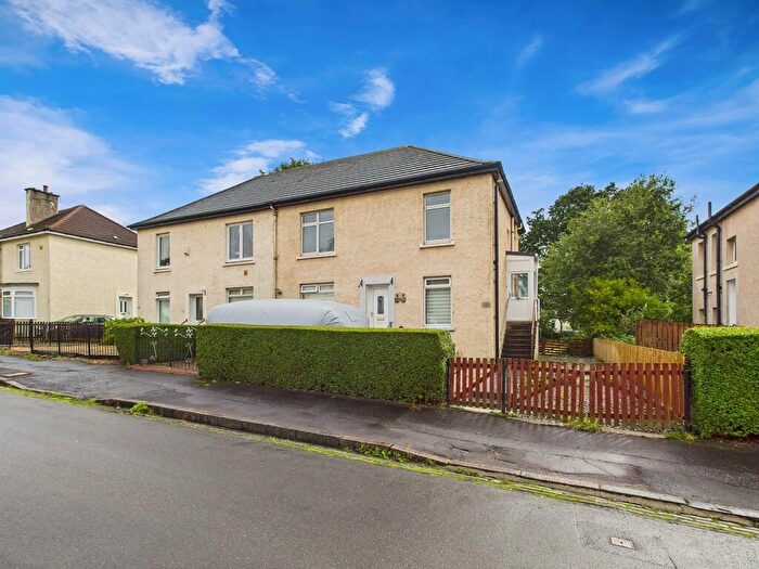 2 Bedroom Apartment To Rent In Baldric Road, Knightswood, Glasgow, G13