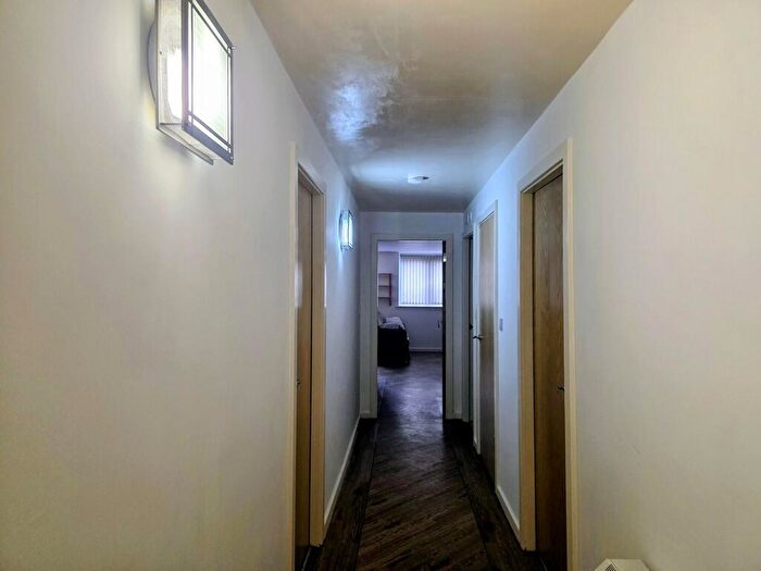 2 Bedroom Apartment To Rent In New Hall Lane, Preston, PR1
