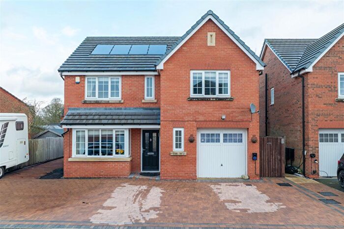 4 Bedroom Detached House For Sale In Leatherland Drive, Whittle-Le-Woods, Chorley, PR6