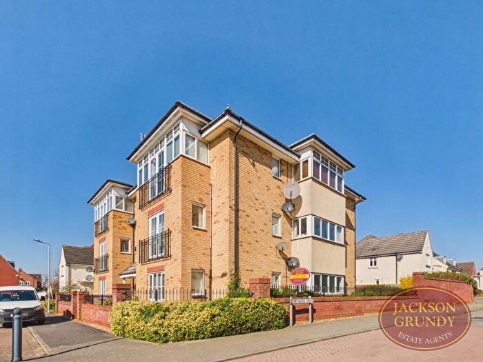 2 Bedroom Apartment For Sale In St. Crispin Crescent, Northampton, NN5