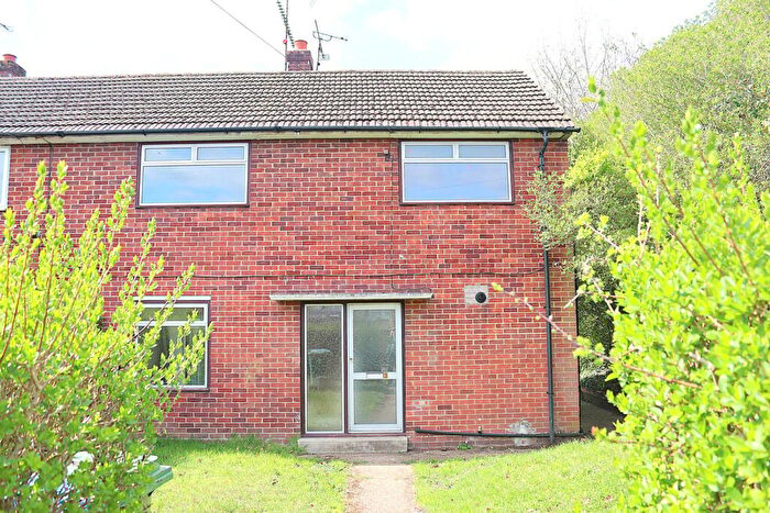 2 Bedroom Semi Detached House For Sale In Field Road, Farnborough, GU14