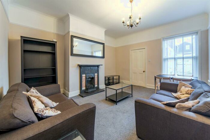 2 Bedroom Flat To Rent In Ashfield Road, Gosforth, Newcastle Upon Tyne, NE3