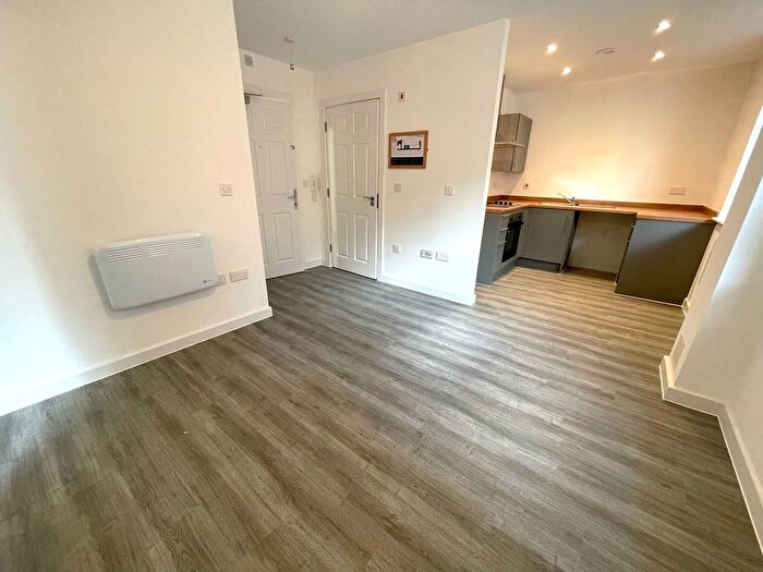 1 Bedroom Flat To Rent In Tower Street, Taunton, TA1