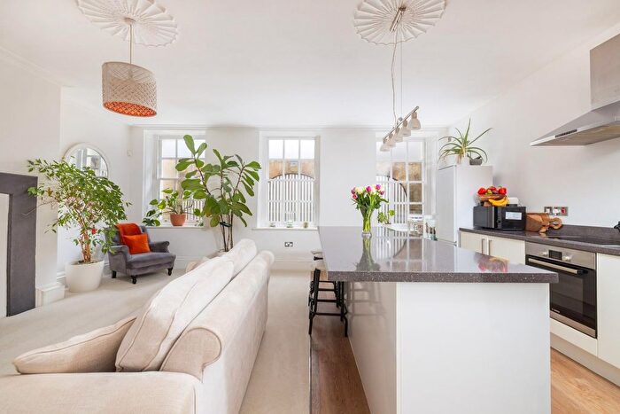 2 Bedroom Flat For Sale In Portland Square, St Pauls, BS2