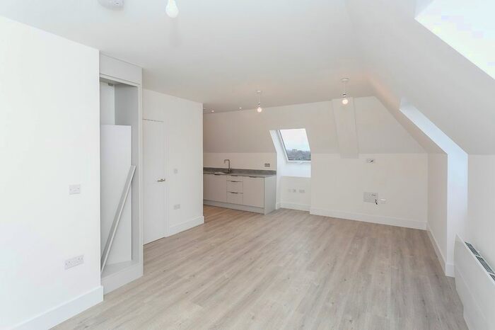 Studio To Rent In St. Albans Road, Watford, WD24