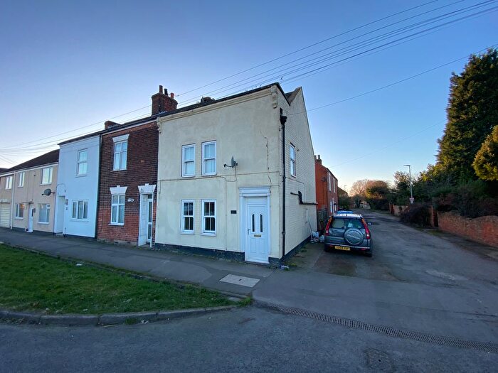 2 Bedroom End Of Terrace House To Rent In Waterside Road, Barton-Upon-Humber, DN18