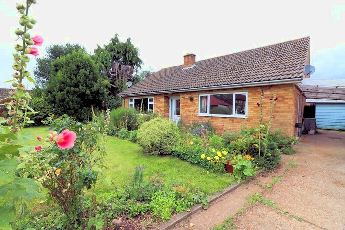3 Bedroom Detached Bungalow For Sale In Castle Road, King's Lynn, PE33