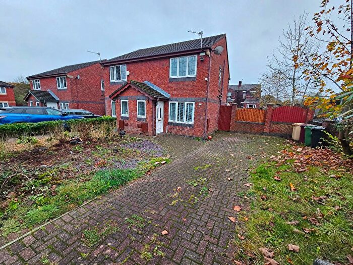 2 Bedroom Semi-Detached House To Rent In Wood Edge Close, Farnworth, Bolton, BL3