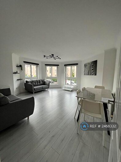 2 Bedroom Flat To Rent In St Clair Road, Edinburgh, EH6