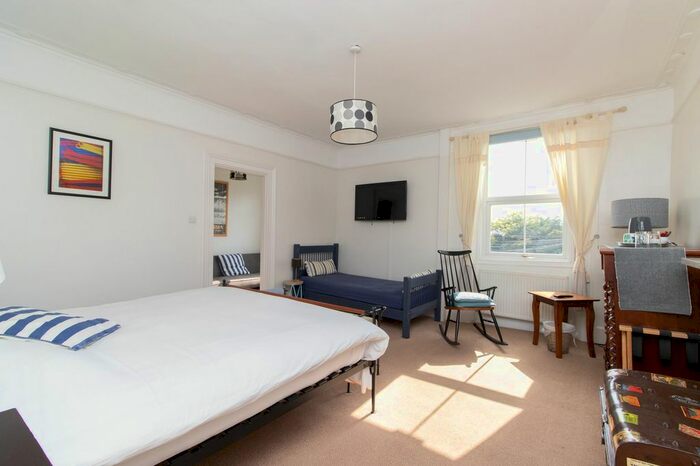 6 Bedroom Semi-Detached House To Rent In Ramsgate Road, Broadstairs, CT10