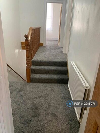 2 Bedroom Maisonette To Rent In Manchester Road, London, N15