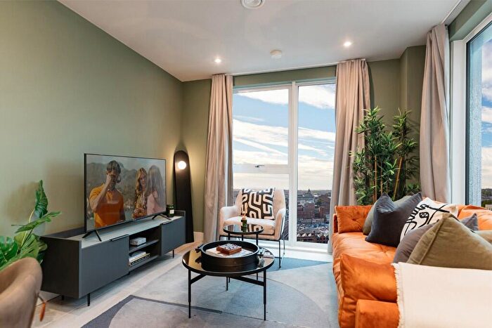 2 Bedroom Apartment To Rent In New York Square, Quarry Hill, Leeds, West Yorkshire, LS2