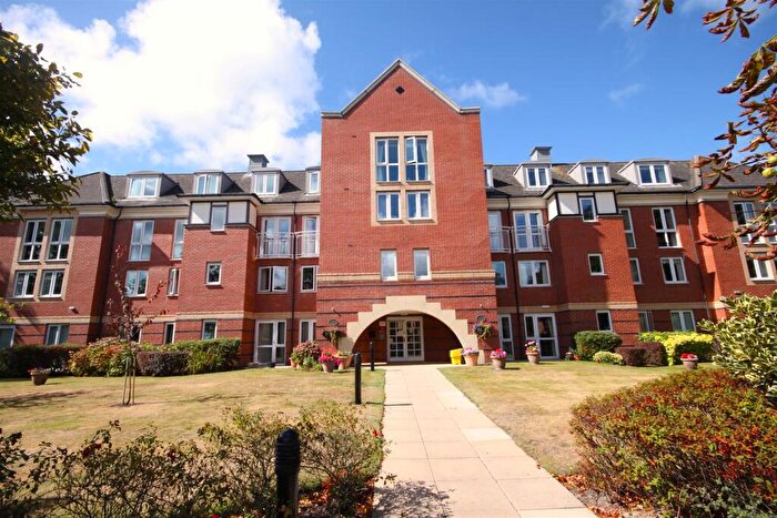 2 Bedroom Flat For Sale In Freshfield Road, Formby, Liverpool, L37