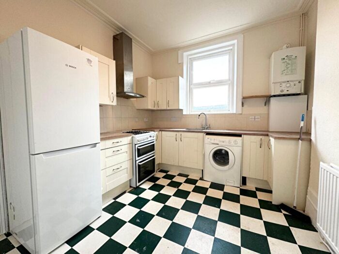 2 Bedroom Flat To Rent In Malden Road, Kentish Town, NW5