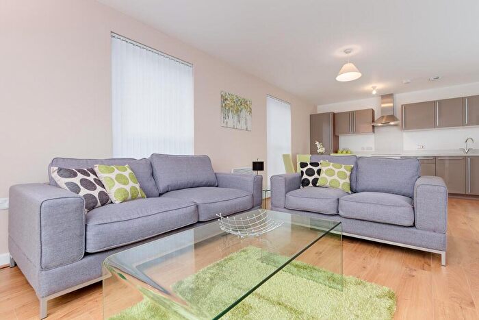 2 Bedroom Apartment To Rent In Alto, Sillavan Way, Salford, M3