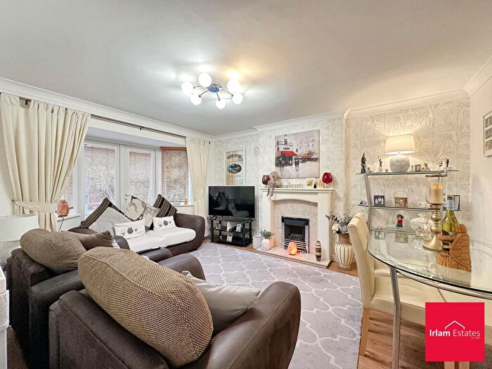 4 Bedroom Detached House For Sale In Townsgate Way, Irlam, M44