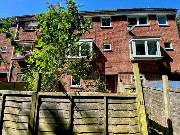 4 Bedroom Terraced House To Rent In Rectory Court, Botley, Southampton, Hampshire, SO30