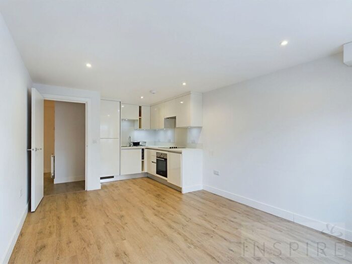 1 Bedroom Flat To Rent In South Road, Haywards Heath, RH16