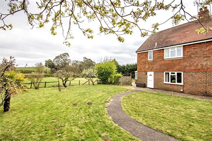 3 Bedroom Semi-Detached House For Sale In Lamberhurst Quarter, Lamberhurst, Tunbridge Wells, Kent, TN3