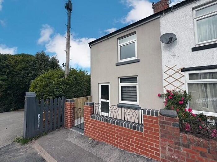 2 Bedroom End Of Terrace House To Rent In Mount Pleasant, Ripley, DE5