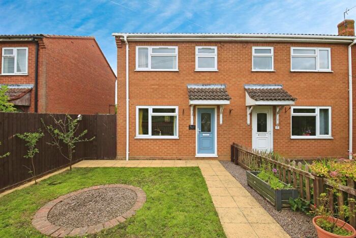2 Bedroom House To Rent In Fantail Close, Spalding, PE11