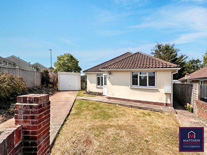 3 Bedroom Detached Bungalow To Rent In Manor Way, Lancing, BN15