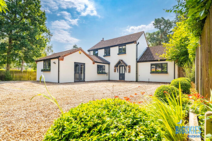 4 Bedroom House For Sale In Pineheath Road, High Kelling, NR25