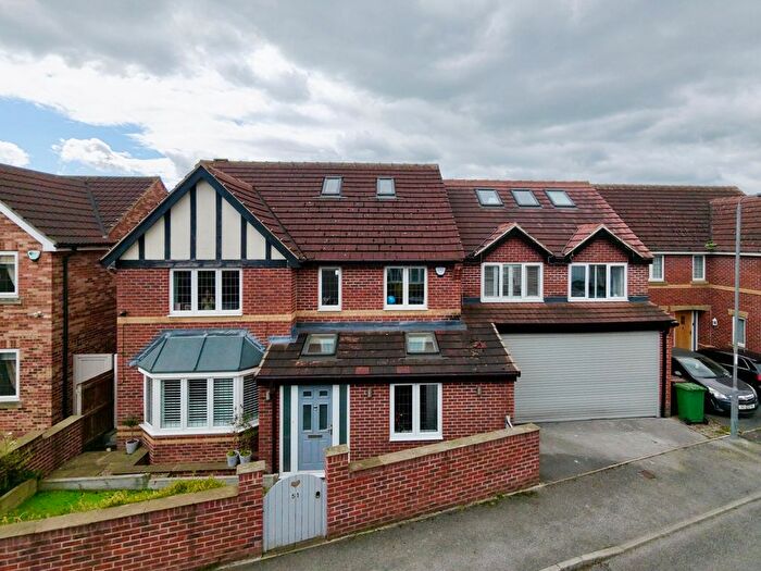 6 Bedroom Detached House For Sale In Larkspur Way, Wakefield, West Yorkshire, WF2