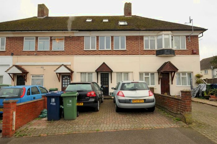2 Bedroom Flat To Rent In Addison Drive, Littlemore, Oxford, OX4