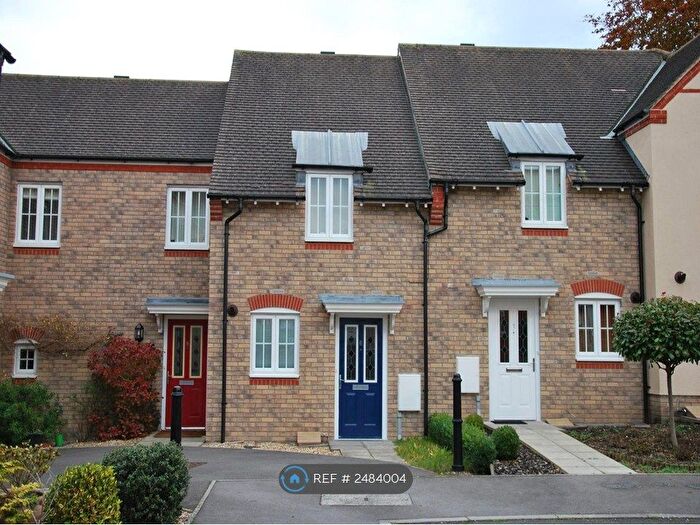 2 Bedroom Terraced House To Rent In Bridgwater Close, Salisbury, SP2